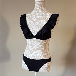 MICHAEL Michael Kors Black Ruffle Bikini sz S
